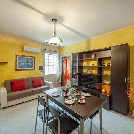 Holiday home Ampia Veranda A 50 Mt Dal Mare Free Wifi