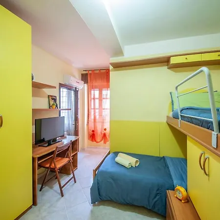 Ampia Veranda A 50 Mt Dal Mare Free Wifi *