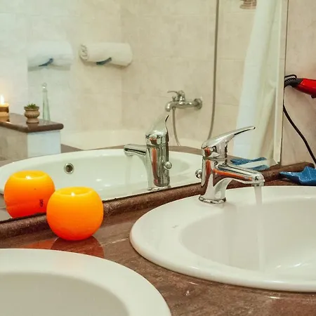 Ampia Veranda A 50 Mt Dal Mare Free Wifi * Castelsardo