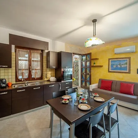 펜션 Ampia Veranda A 50 Mt Dal Mare Free Wifi